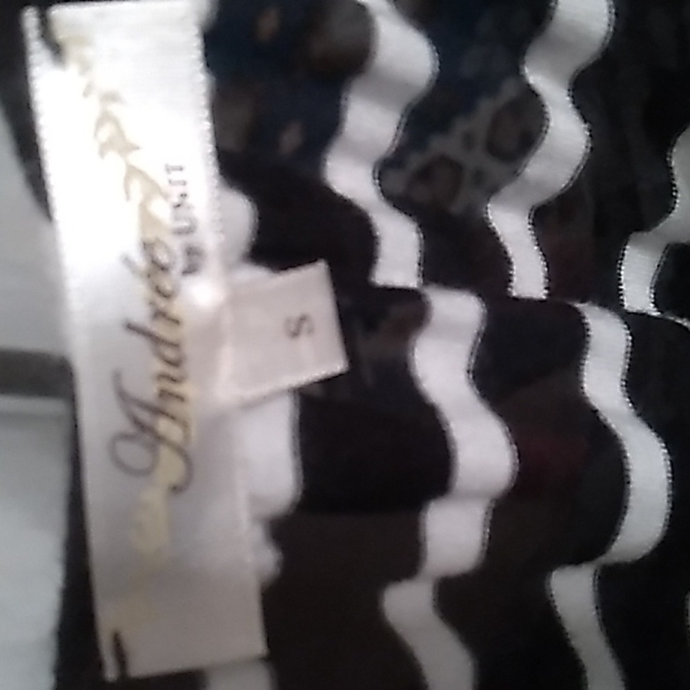 Andre By Unit Small Black&White Striped Tank Top - Picture 6 of 7